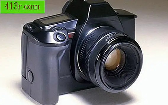 Molte fotocamere DSLR utilizzano file CR2 difficili da aprire in Photoshop.