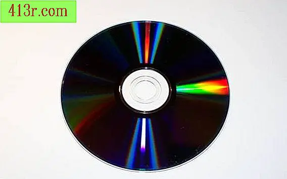 Как да създадете CD етикети на Mac