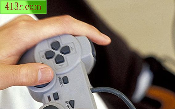 Приемайки драйверите за PlayStation PC, ePSXe помага за обогатяването на гейминг изживяването.