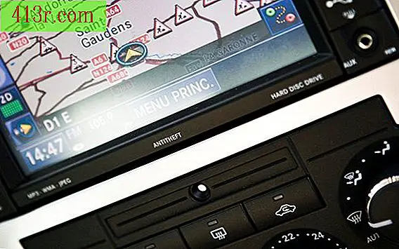 Как да отключите карти за Mio GPS