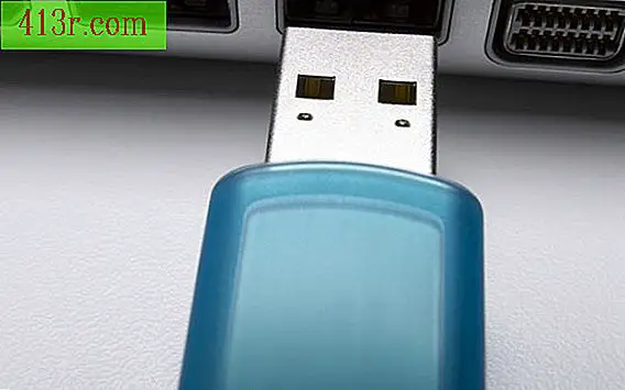 Jak nainstalovat GParted prostřednictvím rozhraní USB