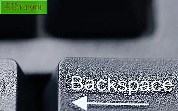 Каква е разликата между клавишите Backspace и Delete?