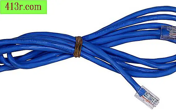 Používání příliš dlouhých kabelů může také zpomalit připojení.