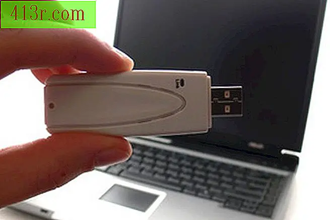 Contoh adaptor USB jaringan nirkabel.