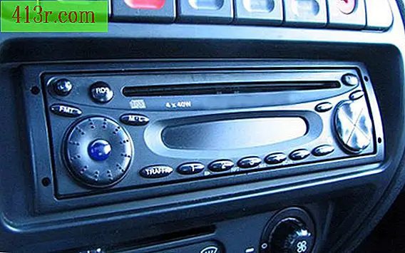 Come ottenere il codice radio in un nuovo Maggiolino VW