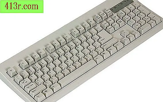 Как да свържете безжична клавиатура на HP
