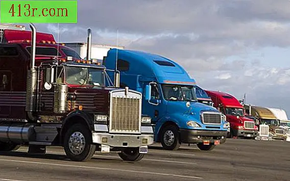 Come creare un database per tenere traccia della manutenzione di una flotta di camion