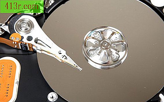Как да изтриете твърдия диск с DBAN