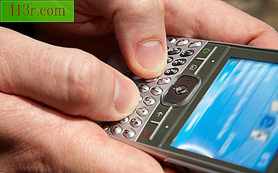 Come clonare un telefono senza una scheda SIM