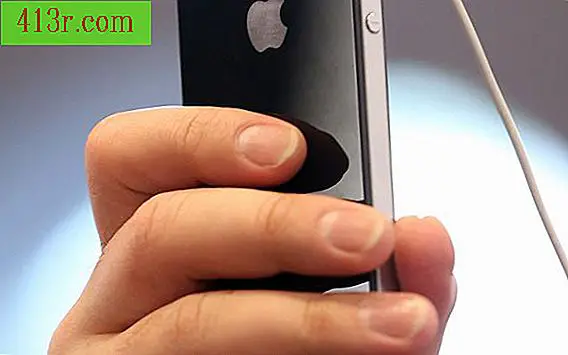 Как да прехвърлите контактите си от iPhone в Blackberry
