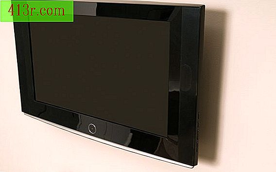 I televisori a schermo piatto offrono un numero variabile di ingressi e componenti video HDMI.
