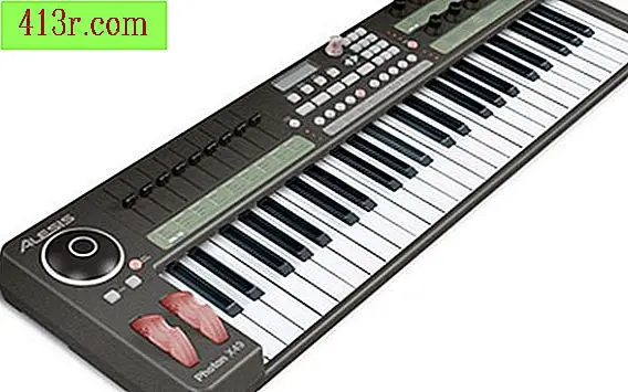 Как да използвате MIDI клавиатура с FL Studio