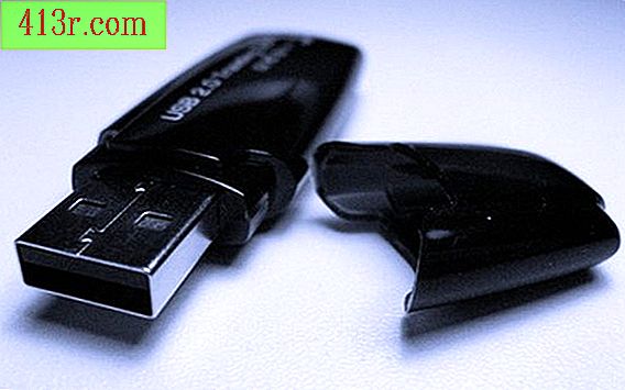 Как да копирате компактдиск с Windows на USB