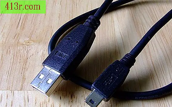 Jak připojit kabel HDMI k kabelové skříni