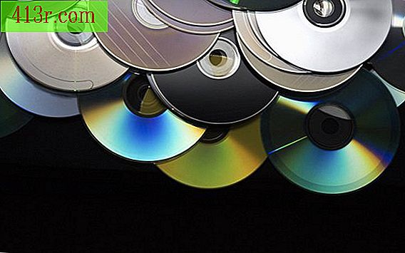 Come aggiustare i salti del lettore CD Legacy