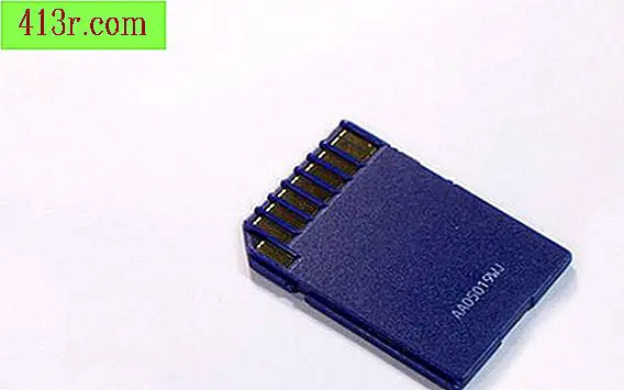 Колко пространство за съхранение има 8GB SD карта?
