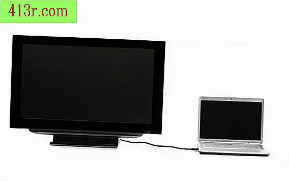Come collegare un laptop a un televisore con un cavo HDMI