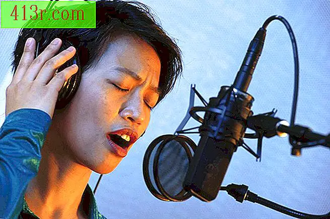 Muitos microfones vocais de estúdio requerem alimentação fantasma para sua operação.