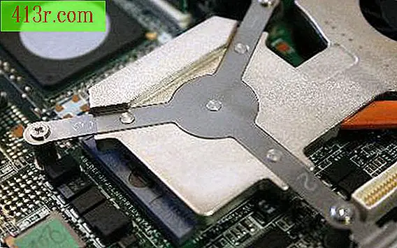 Come riparare una batteria in un laptop Dell