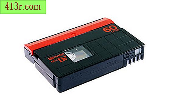 Copier des cassettes Mini-DV sur DVD est facile avec un graveur de DVD.