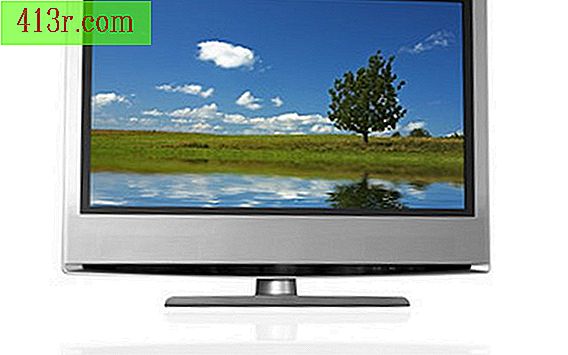 Come trovare le migliori impostazioni di colore, definizione e contrasto per un TV LCD da 32 pollici Samsung