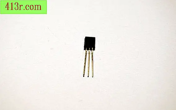 Esistono diverse marche di transistor, ma tutte hanno le stesse caratteristiche.