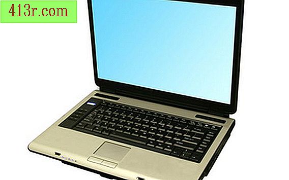 Le Tablet PC HP tx1000 est un ordinateur portable converti créé pour le divertissement.