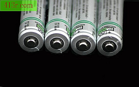 ААА батериите могат да се използват при продукти с ниска и висока консумация.