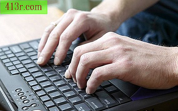 Изгубените клавиши или мръсна клавиатура са някои от причините, поради които искате да премахнете клавишите на лаптопа.