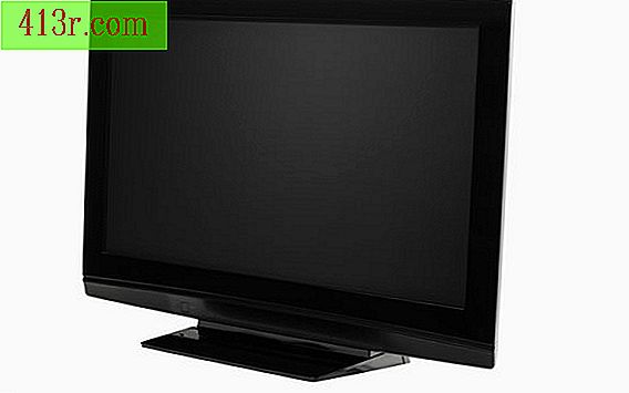 Как да премахнете голямо черно петно ​​на телевизионен екран