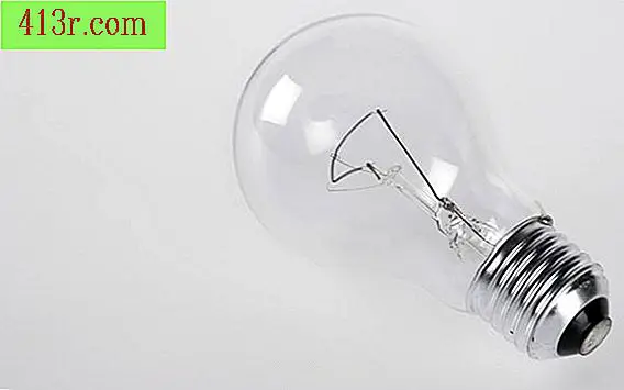 Come usare una lampada per trovare un cortocircuito