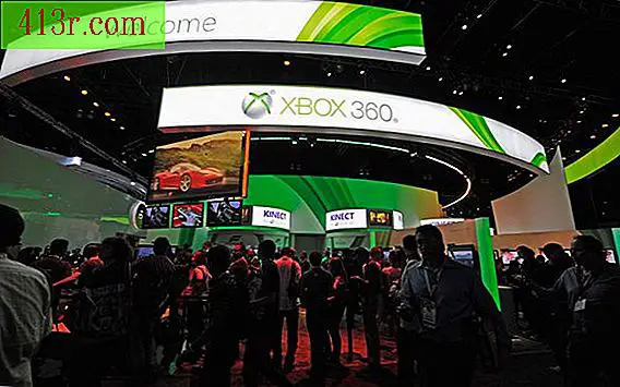 Xbox Live ви позволява да се свързвате с други потребители на Xbox.