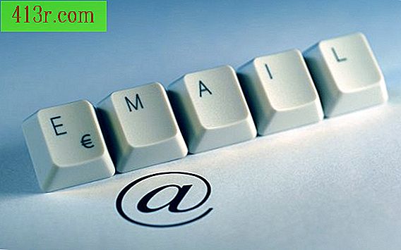 Как да поставите връзка в имейл съобщение