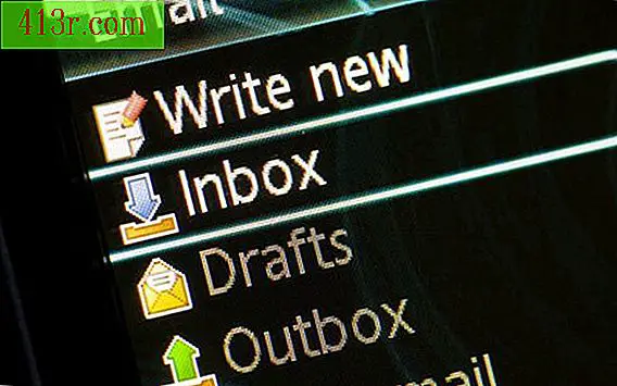 Как да възстановите архивираните имейли