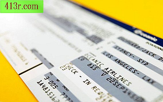 Как да промените датата на резервиран полет с American Airlines без да плащате допълнителни такси